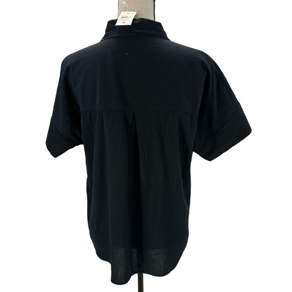Style & Co Short Sleeve Button Down Textured Tie-Hem Top - Black - size 1X - Picture 3 of 10